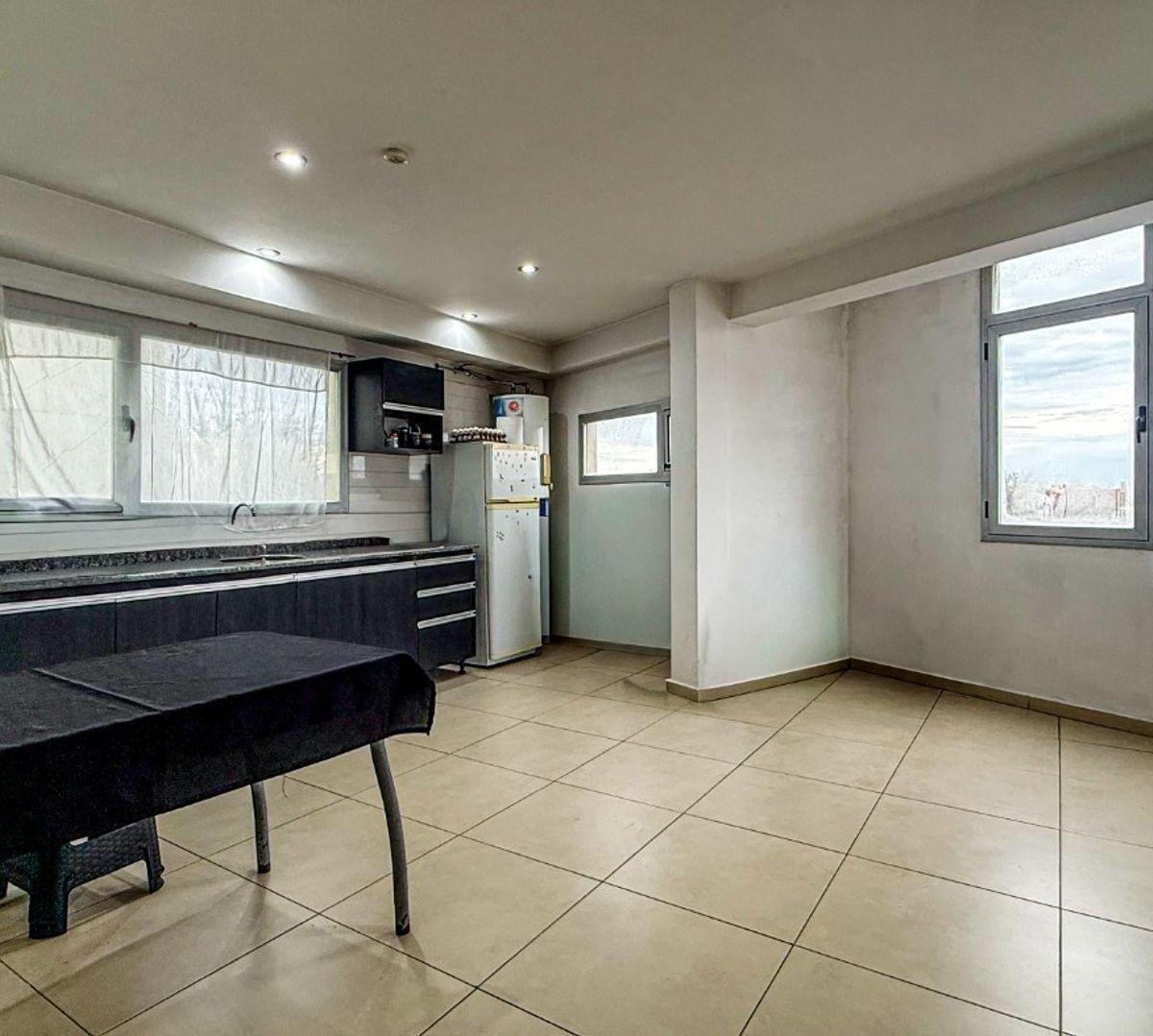 Excelente 2 Ambientes con Suite y Toilette!