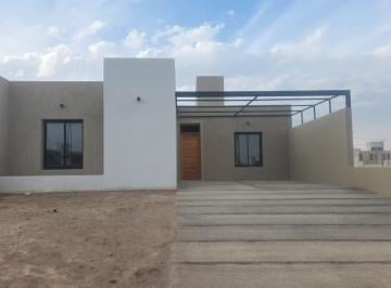 Casa · 145m² · 6 Ambientes · 1 Cochera · Casa 2 Dorm. Una Planta en Docta Central