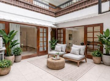 Departamento · 232m² · 5 Ambientes · 1 Cochera · Departamento 5 Amb Venta Recoleta Patio Cochera