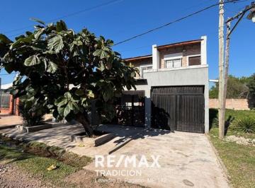 Casa · 290m² · 8 Ambientes · 2 Cocheras · Venta 3 Casas en un Terreno, Próximo Av Sarmiento