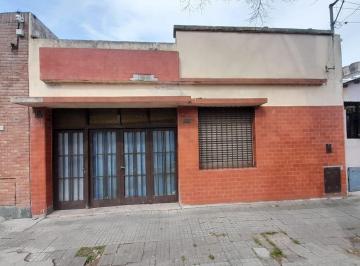 Terreno , La Plata · Venta de Lote en 69 E/ 3 y 4, La Plata.
