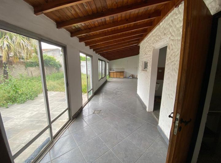 Casa · 150m² · 4 Ambientes · 1 Cochera