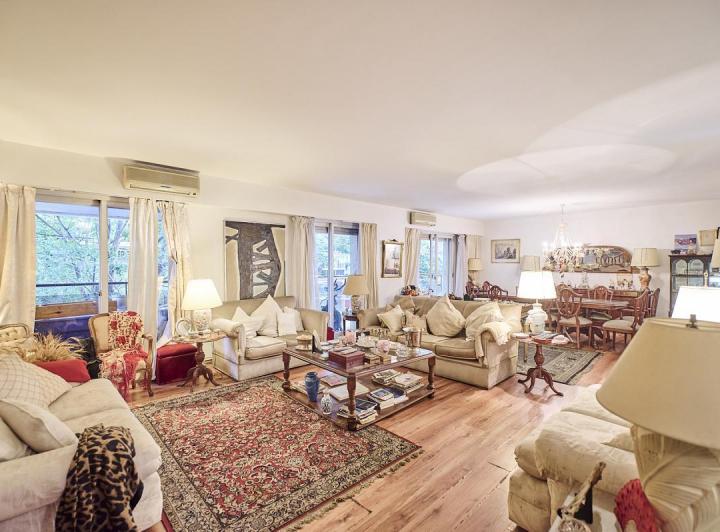 Departamento · 230m² · 5 Ambientes · 2 Cocheras