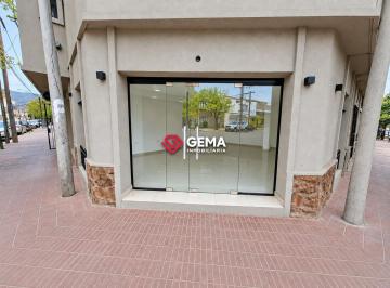Local comercial · 36m² · 1 Ambiente · Local Comercial en Aniceto Latorre y Pueyrredón Al 200