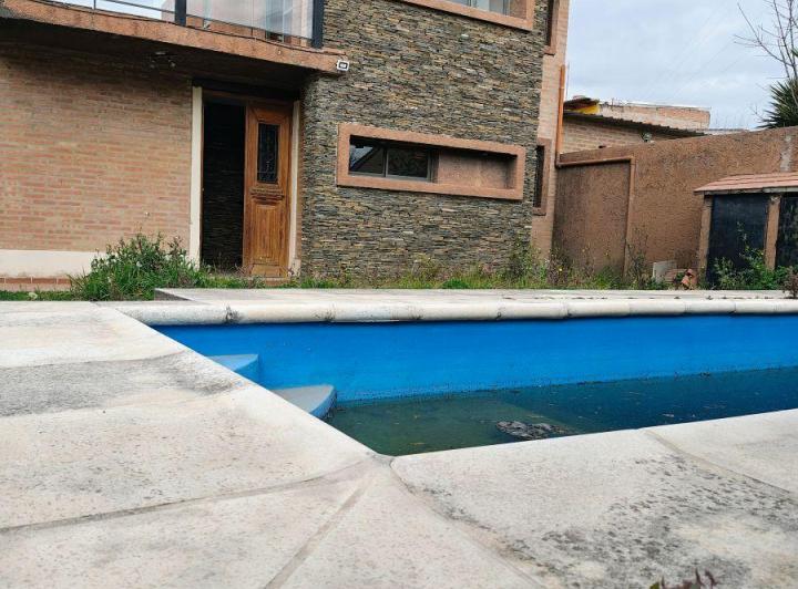Casa · 120m² · 3 Ambientes · 2 Cocheras