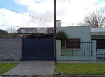 Casa de 3 ambientes, Almirante Brown · Alquiler de Casa en Burzaco