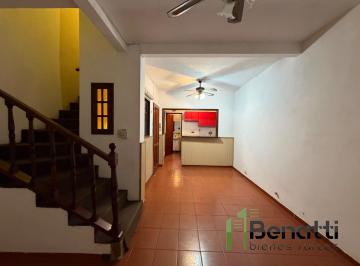 Departamento · 53m² · 3 Ambientes · PH Tipo Dúplex 3 Amb. C/dos Patios y Dos Baños en San Justo