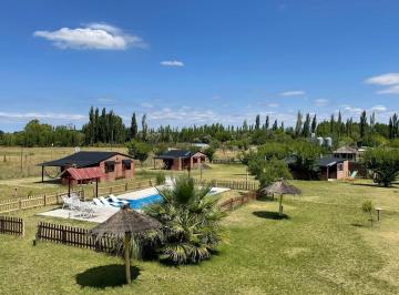 Hotel · 270m² · 3 Ambientes · 1 Cochera · Complejo de Cabañas y Quincho en Venta - Cuadro Benegas, San Rafael