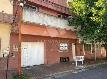 Departamento de 3 ambientes, Quilmes · Departamento de 3 Ambientes Al Contrafrente en Primer Piso por Escalera