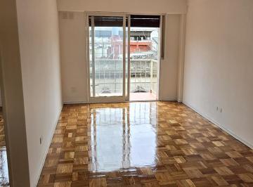Departamento · 37m² · 2 Ambientes · Alquiler - Hermoso Departamento 2 Ambientes con Balcón - Villa Luro