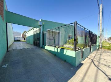 Casa · 150m² · 4 Ambientes · 1 Cochera · Venta Casa Tres Dorm. con Quincho Tandil
