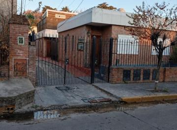 PH · 60m² · 3 Ambientes · 1 Cochera · PH de 3 Ambientes Tipo Casa Al Frente con Cochera!