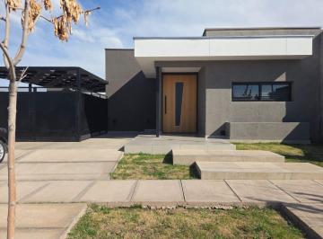 Casa de 6 ambientes, Luján de Cuyo · Casa en Venta. Barrio Boedo Village ¡Apta Credito!