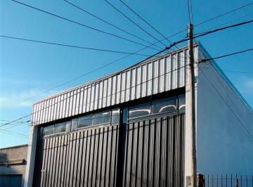 Local comercial , Ciudad de Santa Fe · Excelente Galpon