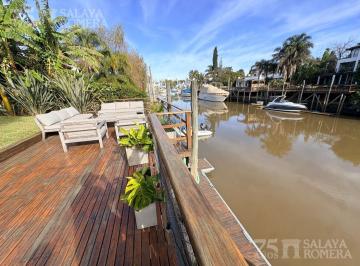 Casa · 386m² · 6 Ambientes · 1 Cochera · Casa en Marina del Sol con Amarra, Punta Chica