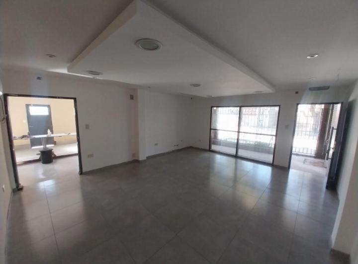 Local comercial · 200m² · 3 Ambientes