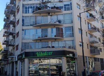 Departamento · 60m² · 3 Ambientes · Excelente 3 Amb C/balcon Muy Lumin a m. Estacion
