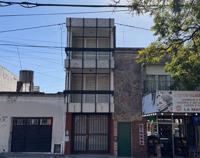Casa · 285m² · 6 Ambientes · 2 Cocheras