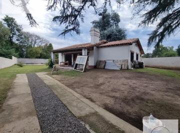 Quinta vacacional · 160m² · 6 Ambientes · Casa Quinta en Trujui, Remodelada a Nueva