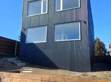 PH de 3 ambientes, San Carlos de Bariloche · Triplex a Estrenar en Barrio Las Victorias.