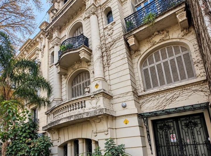 Departamento · 97m² · 5 Ambientes · 1 Cochera