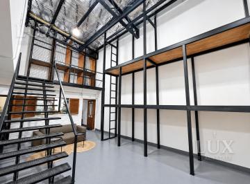 Oficina comercial · 430m² · 8 Ambientes · 1 Cochera · Edificio Comercial en Venta y Alquiler