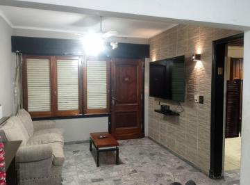 Casa de 3 ambientes, Berazategui · Casa de 330 m² - Venta Berazategui