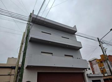 Local comercial · 231m² · Salon en Planta Alta en Alquiler en Centro de G. de Laferrere