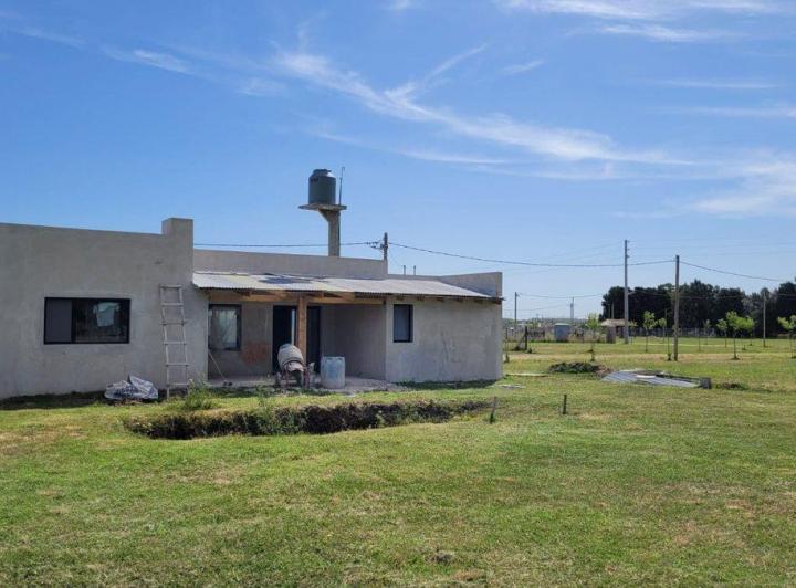 Casa · 71m² · 4 Ambientes · 1 Cochera