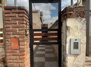 Departamento de 6 ambientes, Santo Tomé · Interno Planta Alta a 1 Cuadra de La Costanera