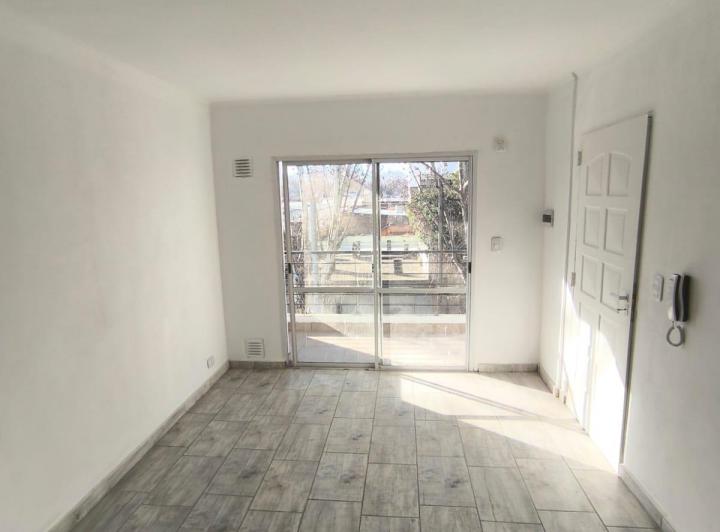 Departamento · 32m² · 2 Ambientes · 1 Cochera