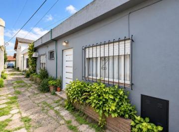 PH de 3 ambientes, Morón · Venta PH 3 Ambientes con Patio Apto Credito en Castelar