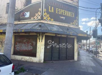 Bodega-Galpón · 242m² · 4 Ambientes · Depósito en Venta, Vicente López