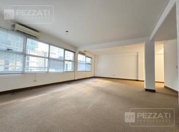 Oficina comercial · 47m² · Oficina en Alquiler. Z/ Guemes. Olavarria y Rawson. Contrafrente. Moderna. por Escalera