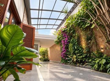 Casa · 300m² · 3 Dormitorios · 3 Cocheras · Casa en Santa Fe