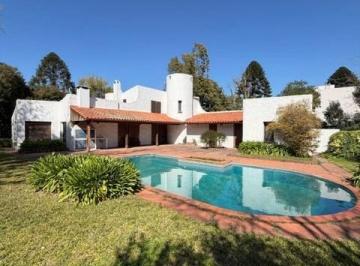 Casa · 200m² · 7 Ambientes · Casa en Venta en Highland Park Cc, Pilar, G. B. a. Zona Norte