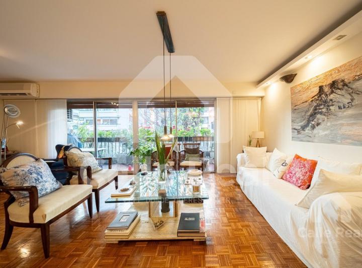 Departamento · 194m² · 6 Ambientes · 1 Cochera