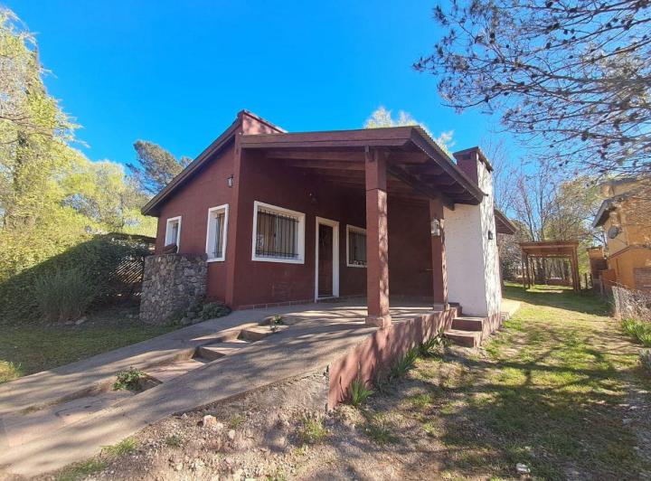 Casa · 90m² · 3 Ambientes · 1 Cochera