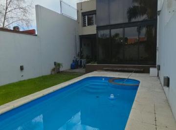Casa de 4 ambientes, General San Martín · Casa en Venta 4 Ambientes con Cochera, Jardín y Piscina - Villa Ballester - Apto Crédito