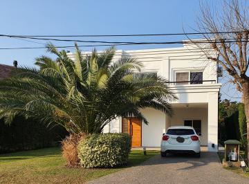 ENTRADA · Dueña Alquila