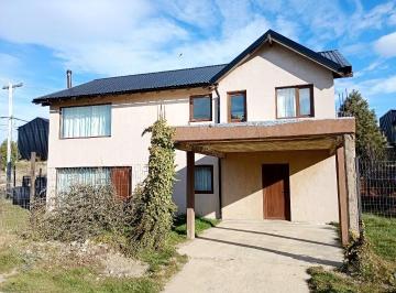 Casa de 6 ambientes, San Carlos de Bariloche · Casa Premium Alquilo Casa Amoblada (Opción Sin Amoblar): 2 Dorm. Amplios;
