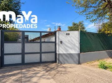 Casa · 118m² · 3 Ambientes · 6 Cocheras · Casa en Venta Campana
