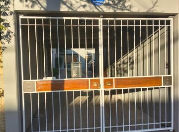 PH de 7 ambientes, Neuquén · Inmobiliaria Ruth Yerio Alquila Duplex 3 Dorm.