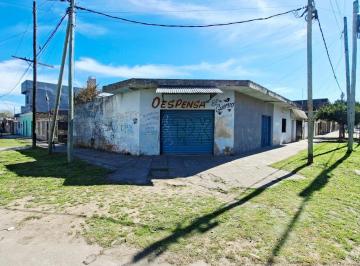 Local comercial 215m² Venta Gregorio de Laferrere · Local Comercial con Vivienda Sobre Lote Propio en Esquina en Laferrere