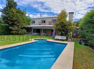 Casa · 180m² · 4 Ambientes · 2 Cocheras · Casa en Barrio Privado Fincas de Maschwitz