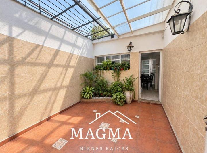 Casa · 167m² · 7 Ambientes