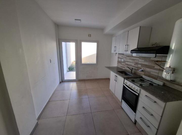 Departamento · 45m² · 3 Ambientes · 1 Cochera