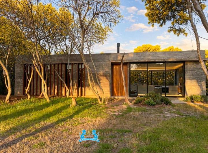 Casa · 130m² · 4 Ambientes