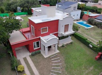 Casa · 258m² · 4 Dormitorios · 2 Cocheras · Casa en El Dorado 1 San Antonio de Arredondo