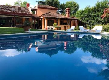 Casa · 430m² · 6 Ambientes · 2 Cocheras · Casa Venta Carmel C. C - Pilar